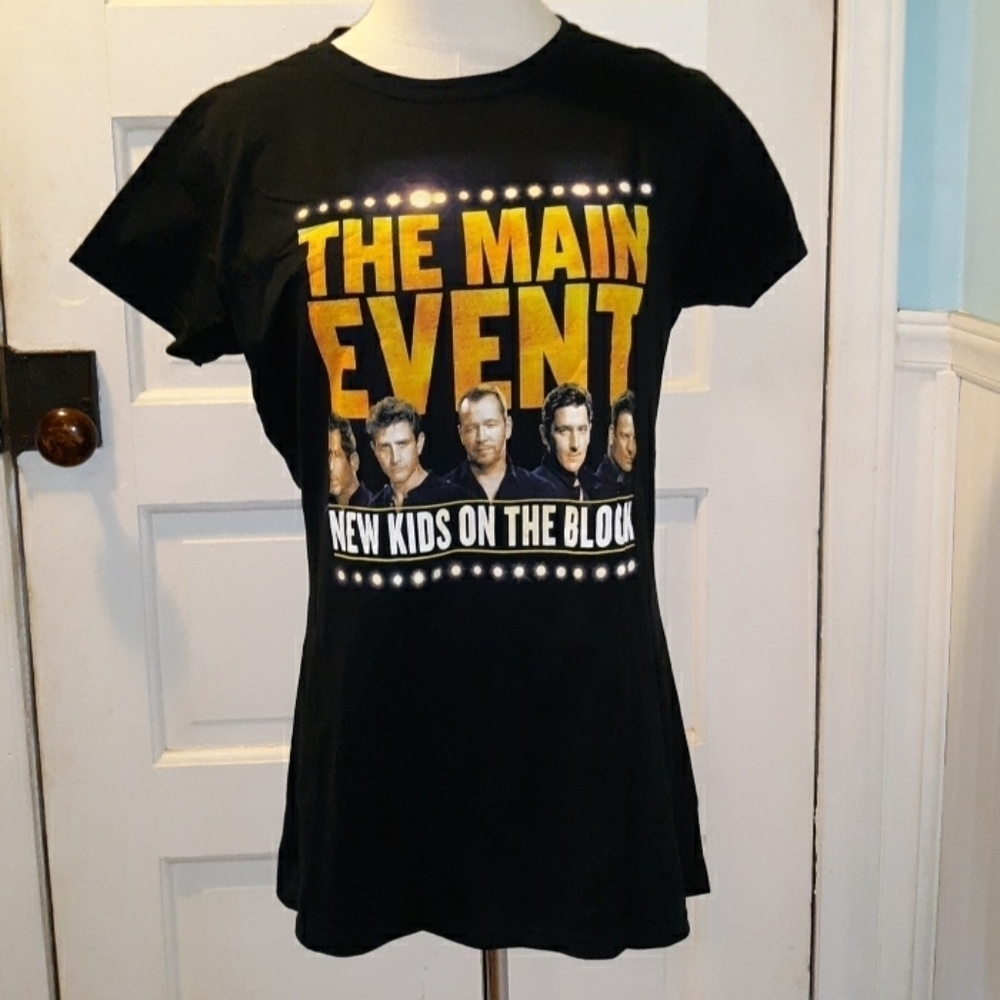New dead stock New Kids On The Block 2014 concert